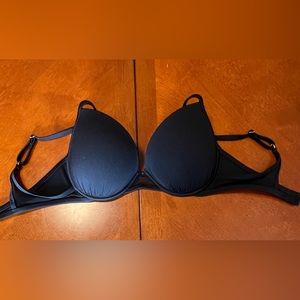 Black bikini top shade and shore